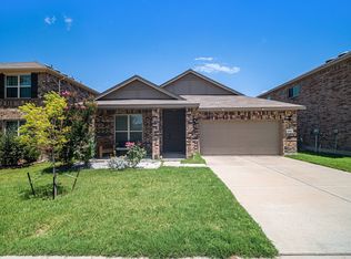 8004 Spritsail Ln, Fort Worth, TX 76179