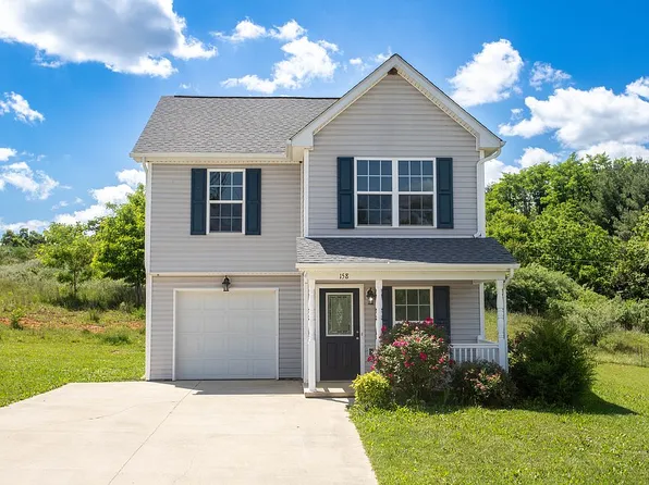 158 Lofty Cir, Stuarts Draft, VA 24477