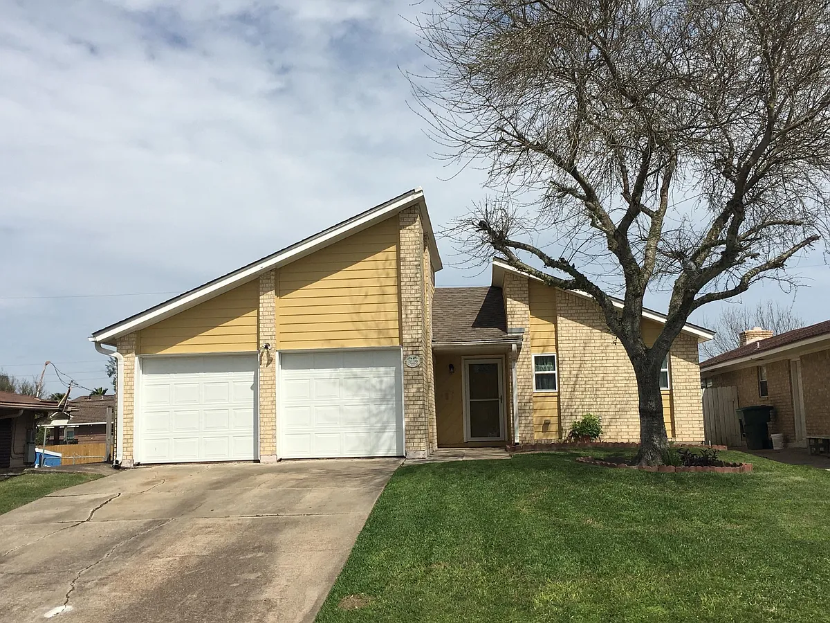 Building Photo - 3110 Kleinmann Ave