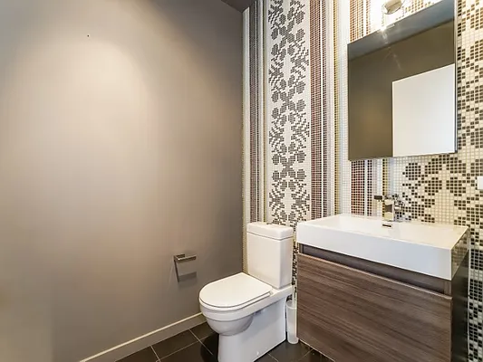 Rented by Sotheby's International Realty | media 12