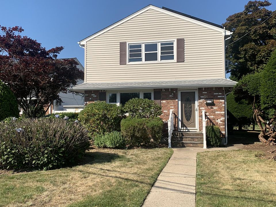 1st image of 51 Wallace Dr