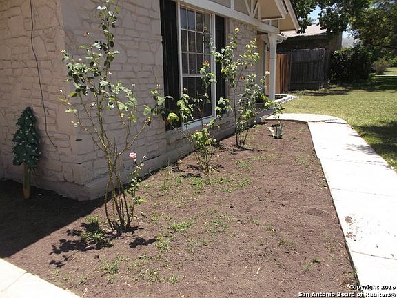 3rd image of 6831 Indian Lake Dr
