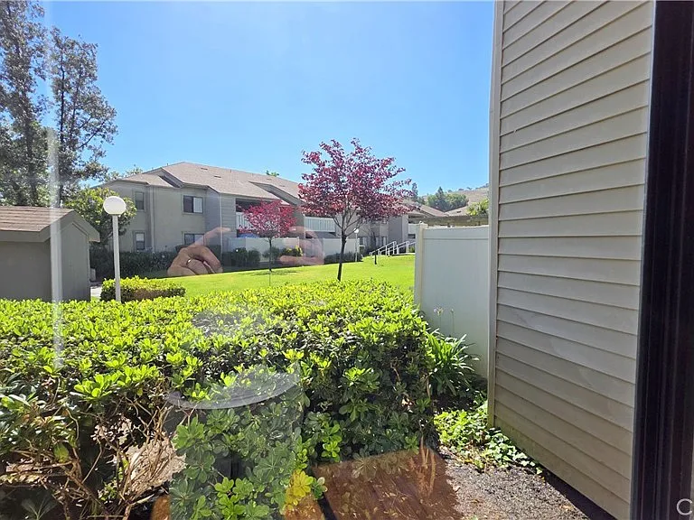 25 Carriage Way — Photo 13
