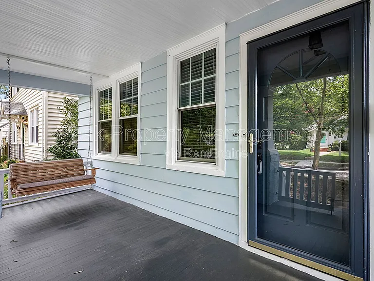4007 Chevy Chase St — Photo 4
