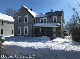 507 1/2 Vine St, Eau Claire, WI 54703