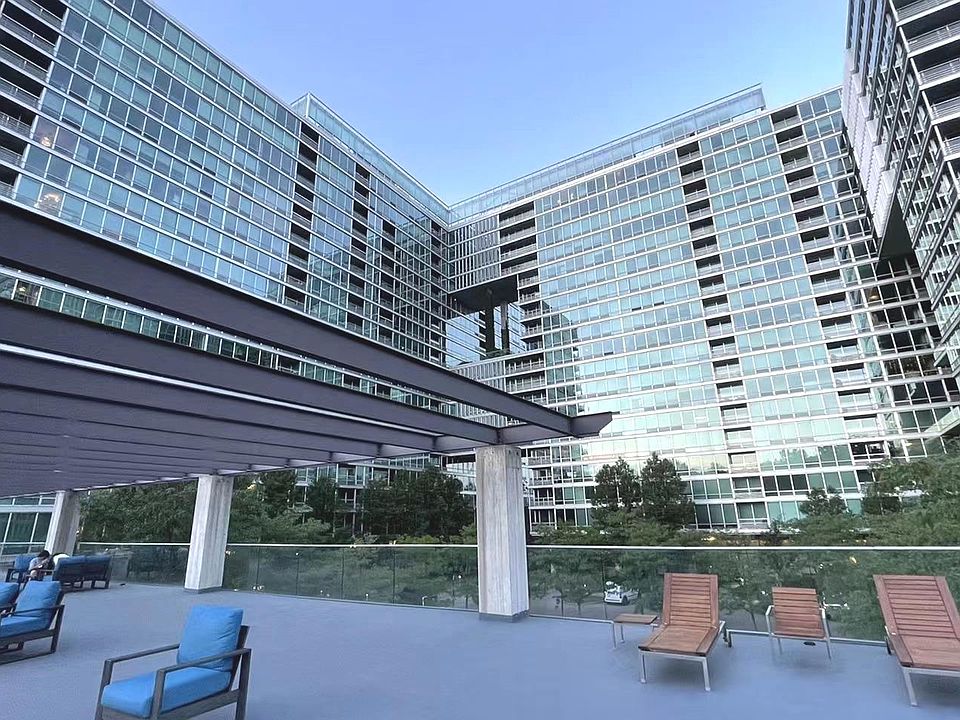 1st image of 9655 Woods Dr Unit 512