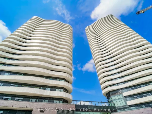 10 Flavelle Trl, Vaughan, ON