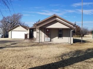 525 S Main St, Lenora, KS 67645