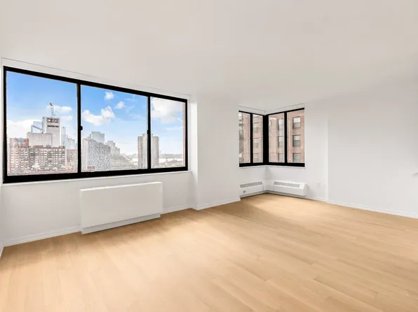 200 West 60th Street image 2 of 46