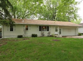 76 Oday St N, Maplewood, MN 55119