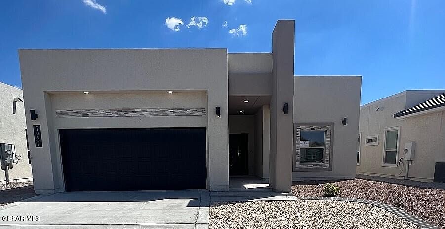 1st image of 13876 Paseo Perlas Dr