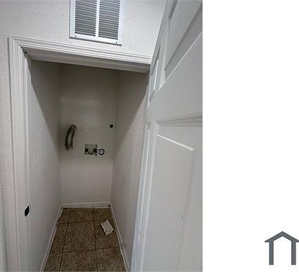 5th image of 15723 NW 38th Ct