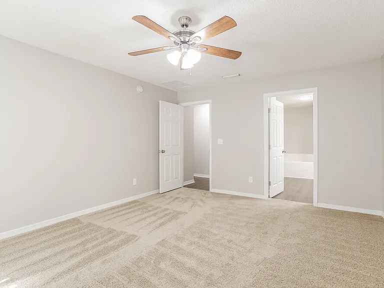 1399 Guardian Dr — Photo 9