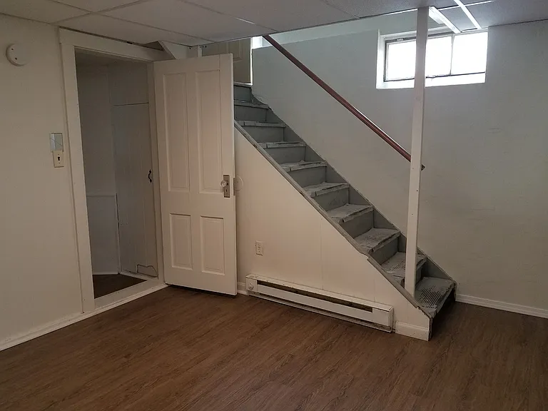 1601 S Main St #C — Photo 7
