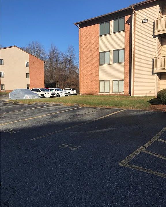 1st image of 1137 Hartford Ave #5A