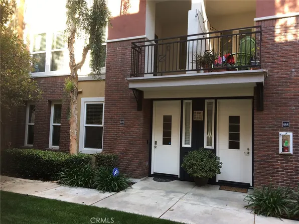 670 W 1st St, Claremont, CA 91711