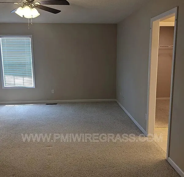 208 Foxchase Ln — Photo 27