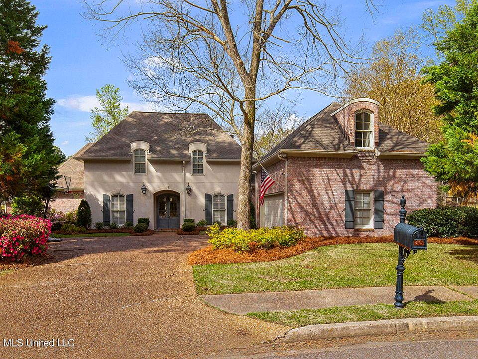 1st image of 640 Berridge Dr