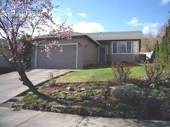 1st image of 328 Orange Ave