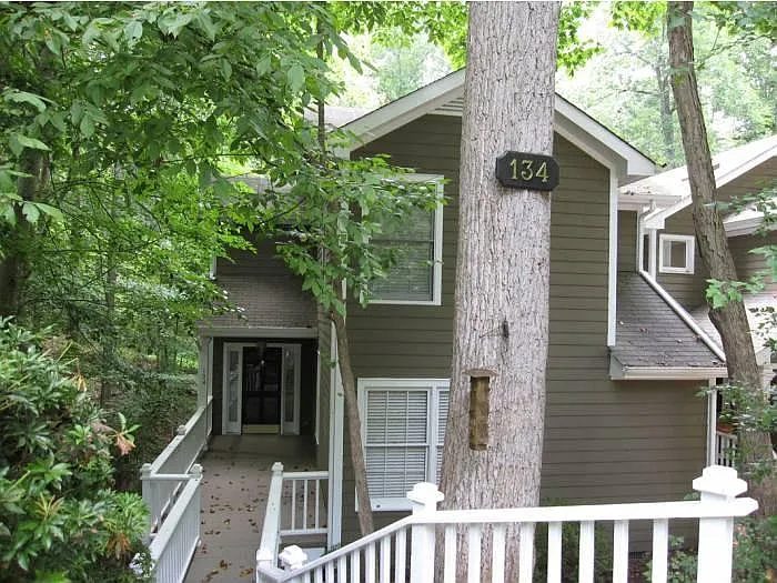 134 Channing Ln