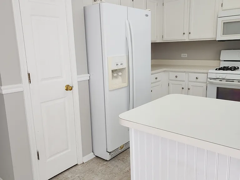 1131 Chesapeake Blvd — Photo 6