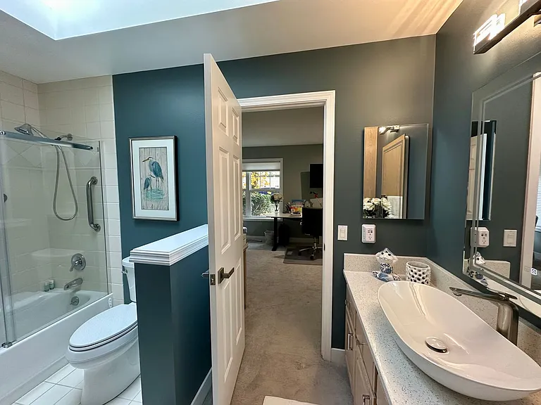 9048 Gleneagle Dr — Photo 3