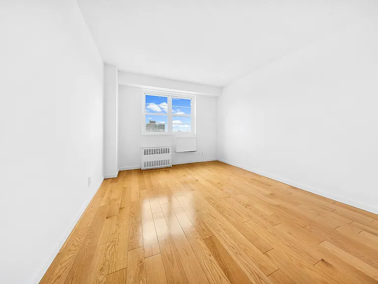 47-50 59th St #8D — Photo 1