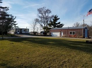 2552 E 3000 North Rd, Beaverville, IL 60912