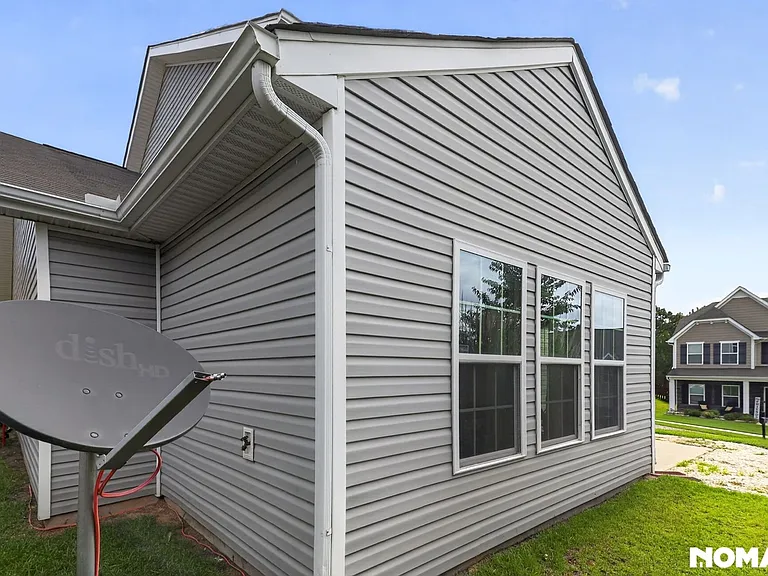 676 Twisted Oak Ct — Photo 26