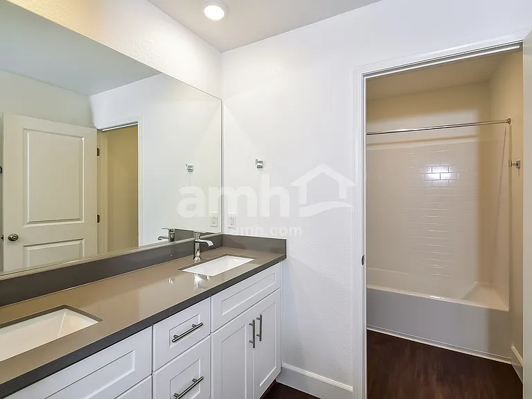 582 Topiary Park Ave — Photo 13