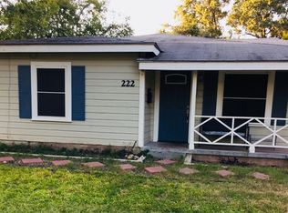 222 Minter St, Uvalde, TX 78801