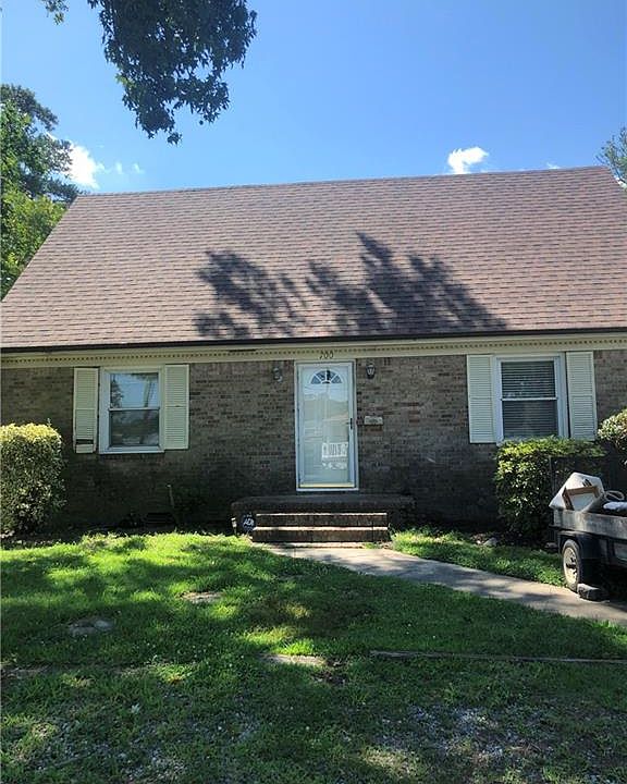 2nd image of 700 9th St