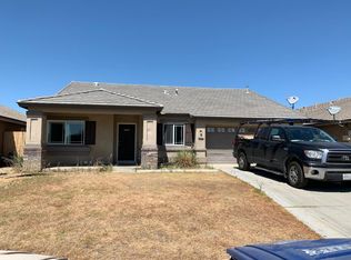 9207 Million Bushel Ave, Bakersfield, CA 93313