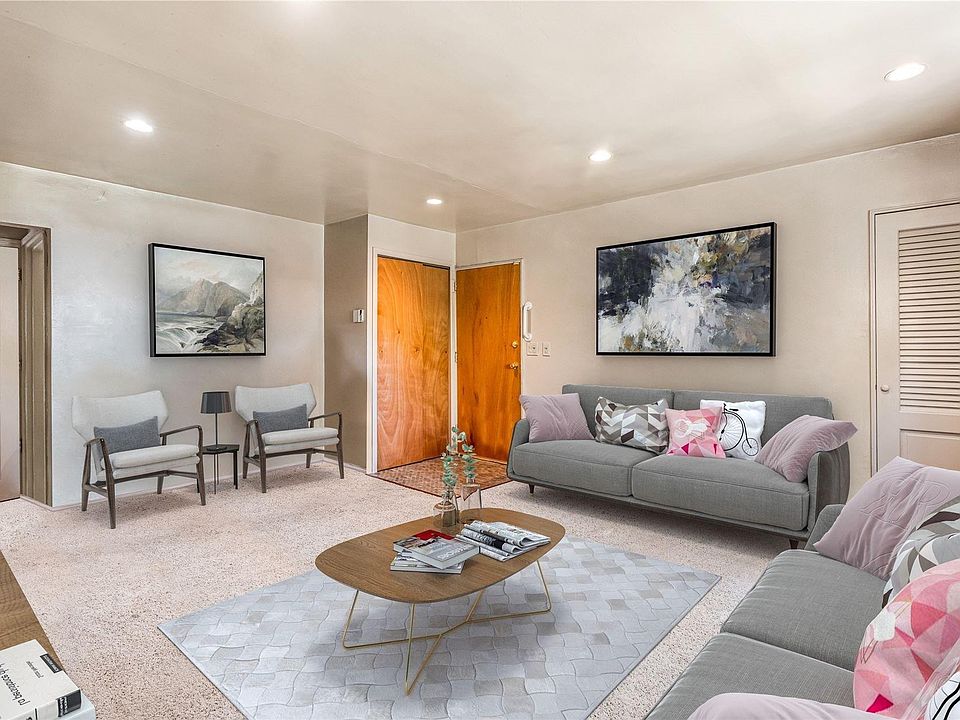 1st image of 5849 246 Crescent #2