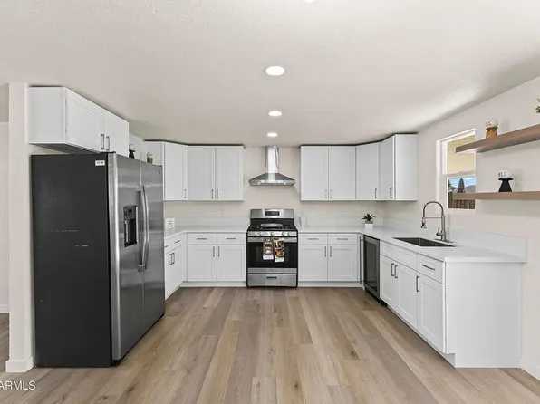 3763 E Evans Dr, Phoenix, AZ 85032