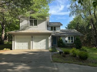108 Carpenter Blvd, Roscommon, MI 48653