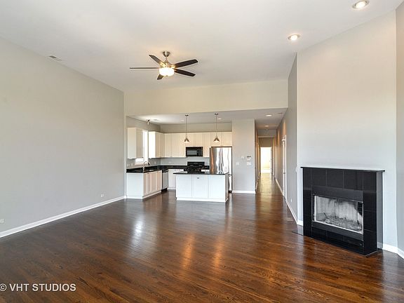 5th image of 1132 N Milwaukee Ave APT 4S
