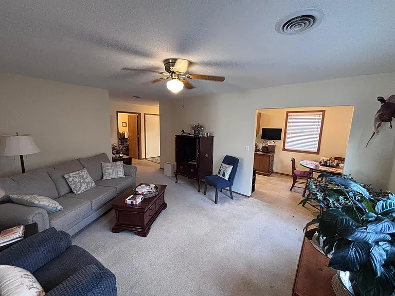 1103 Sandra Ct #A — Photo 4