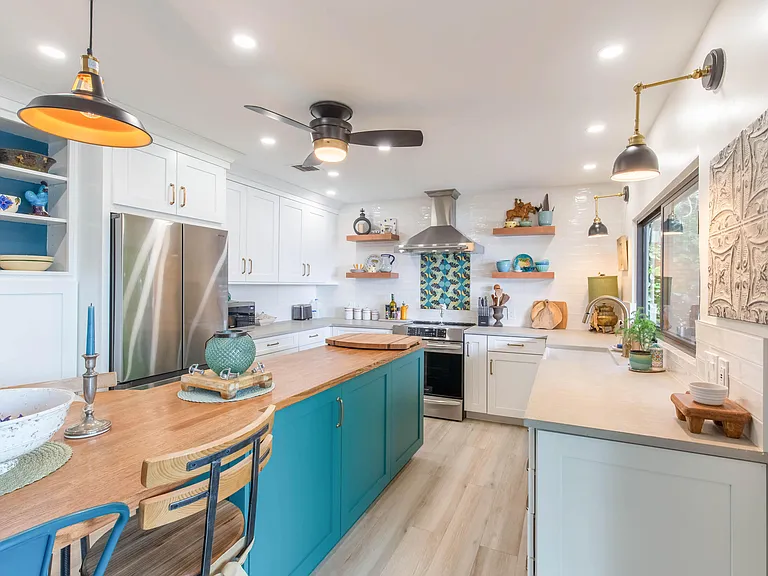 1734 Harborside Cir — Photo 4