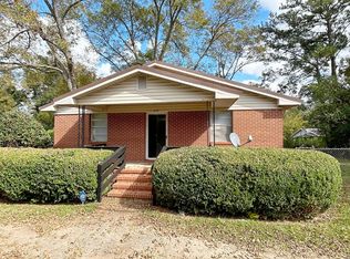 432 Oak St SE, Dawson, GA 39842