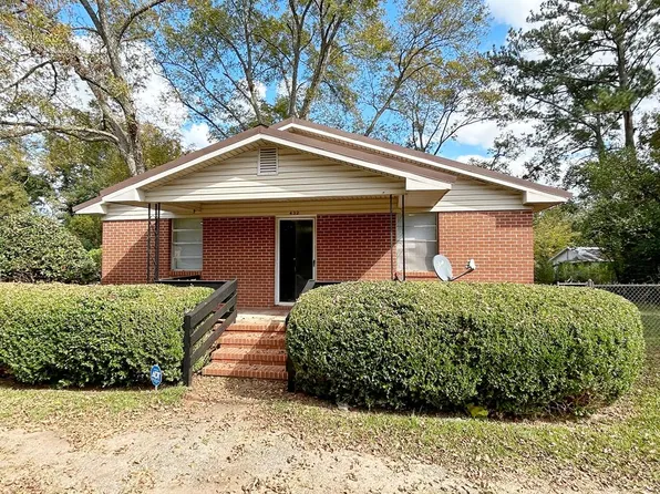 432 Oak St SE, Dawson, GA 39842