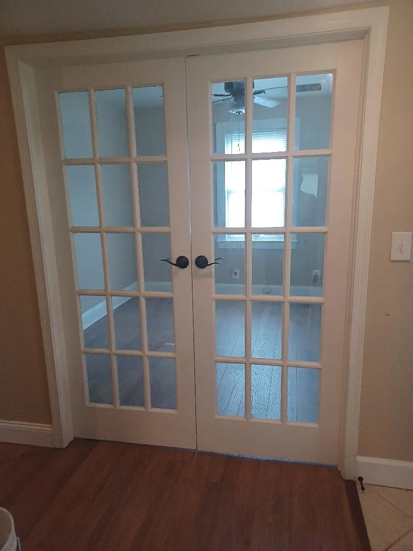 3 bed, 2.5 bath, 2200 sqft, $2,700 — Photo 2