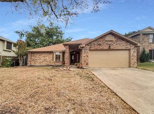 1813 Chatham Dr, Flower Mound, TX 75028