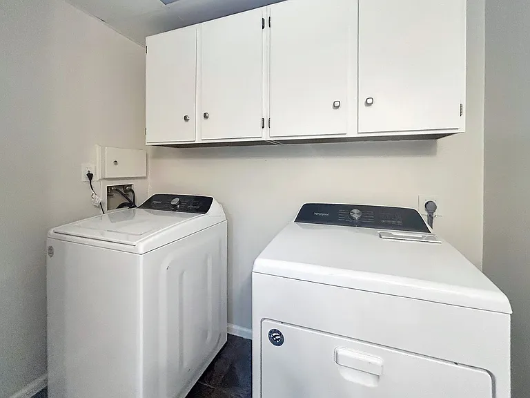 8059 S Johnson Ct — Photo 27
