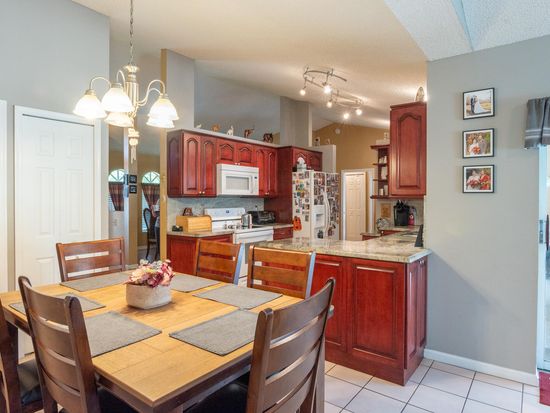 113 Queens Lane, Royal Palm Beach, FL 33411