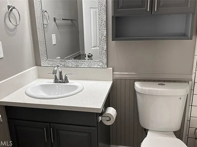 219 N Norma St — Photo 10