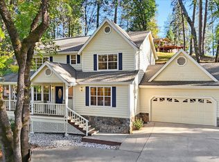 21324 Oak Ridge Dr, Grass Valley, CA 95945