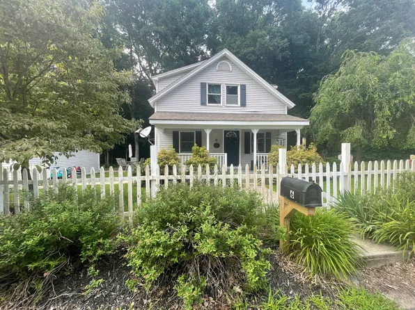 6 Cady Street, Killingly, CT 06239