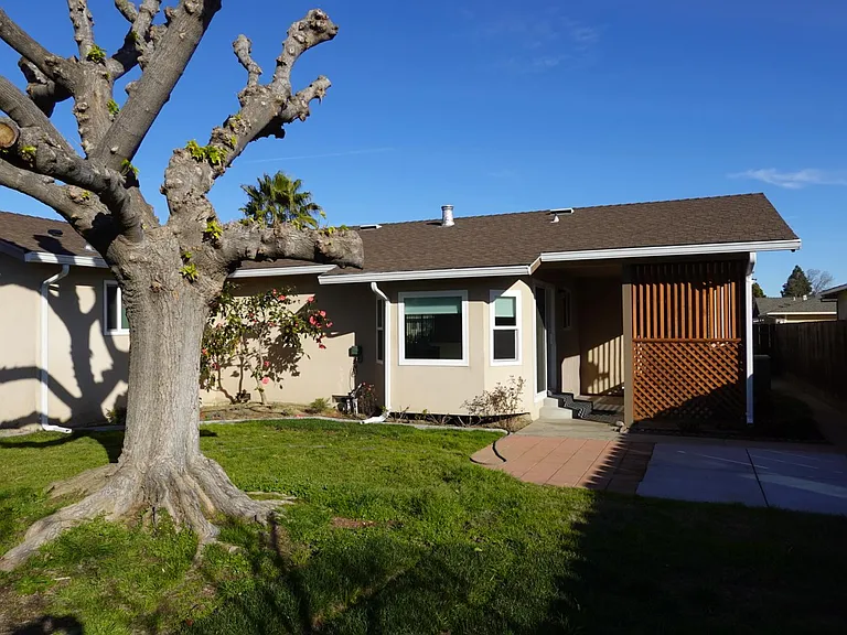 2505 Murray St — Photo 27