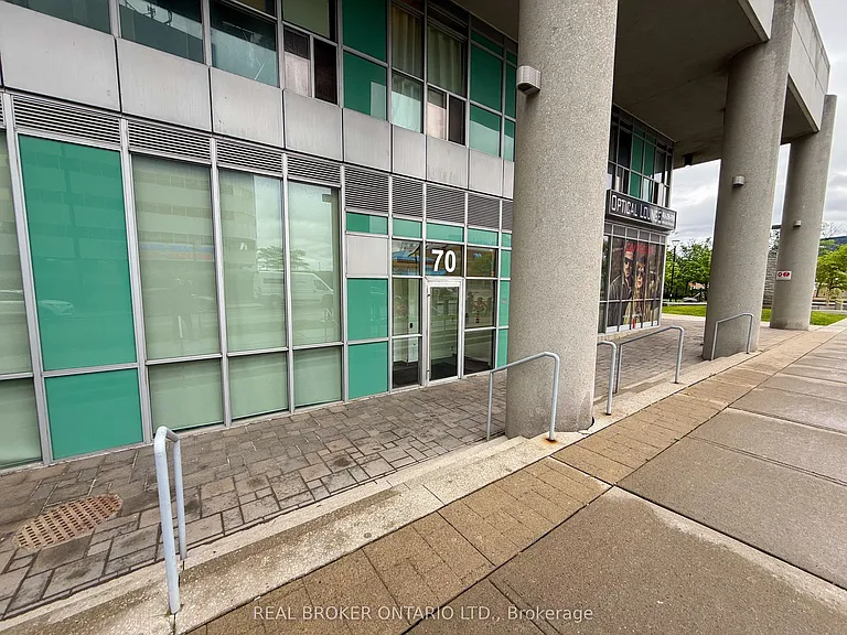 70 Town Centre Ct #511 — Photo 17